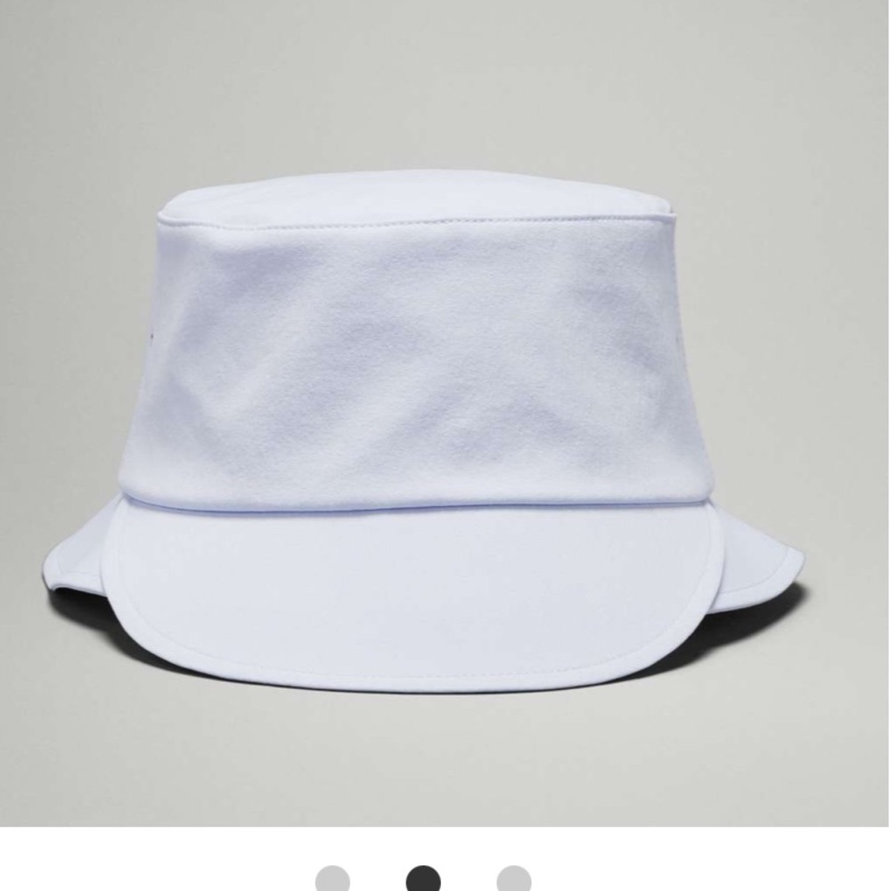 Lululemon Womens Wide Brim Bucket Hat
Blissful Blue s/m